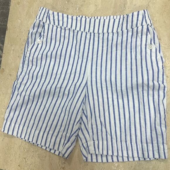 Like new Women's Croft & Barrow® Breezy Linen Blend Soft Stripe Shorts Size M - Picture 2 of 10